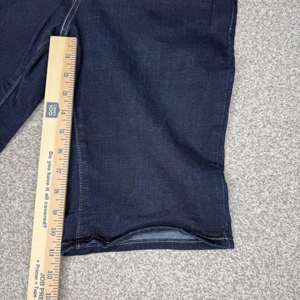 Levi's Bermuda Shorts Women's Size 29 Dark Wash Blue Denim Classic Pockets - Picture 10 of 11